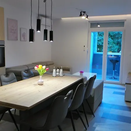 Апартаменти Katarina